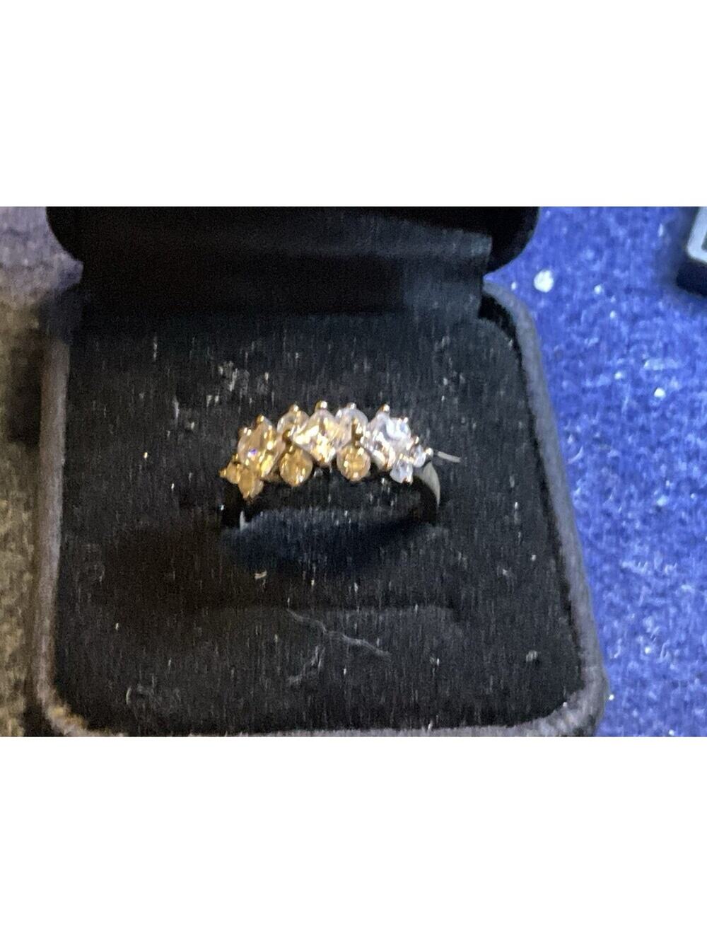 Vintage Sterling Silver CZ Ring Size 7